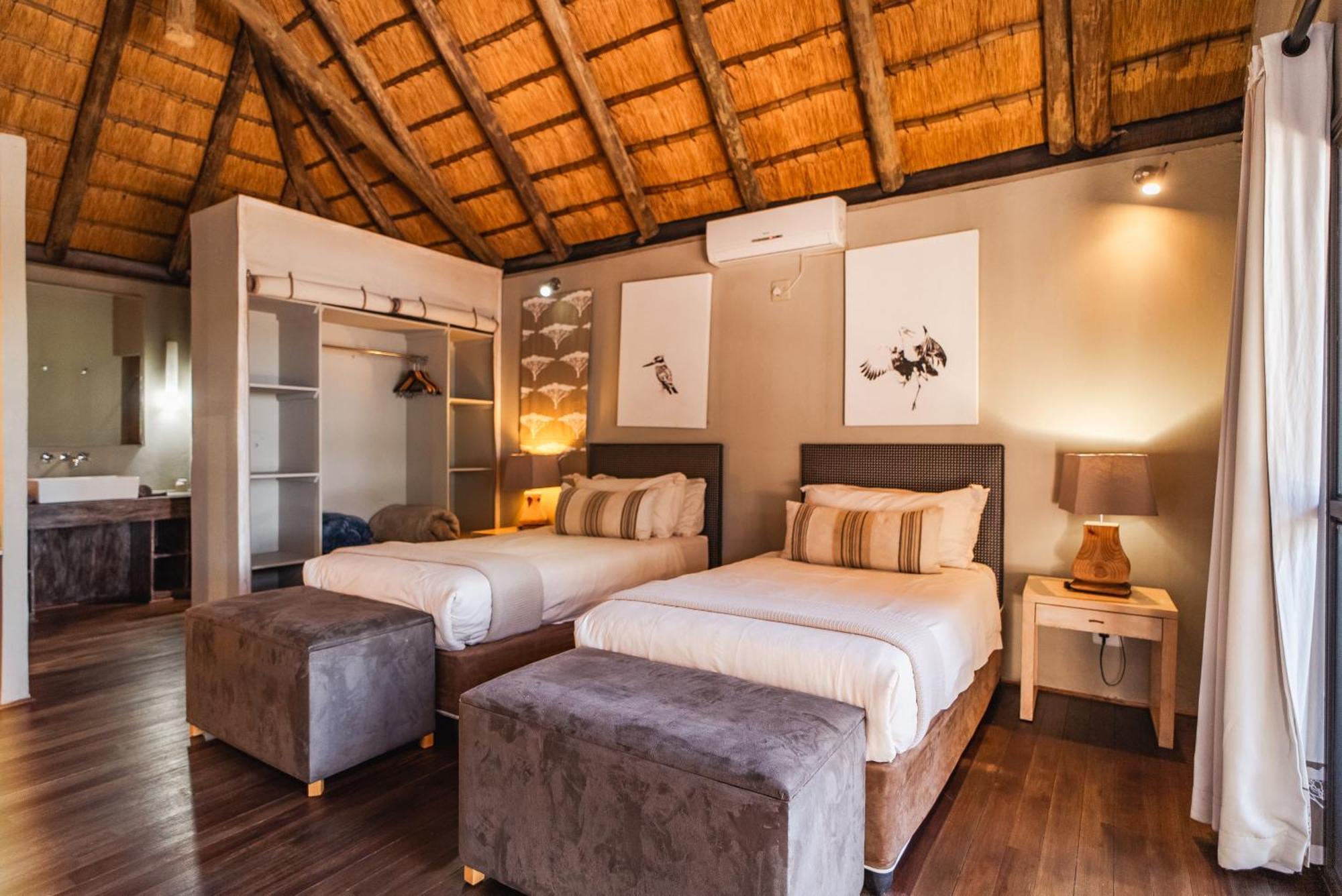 Shakawe River Lodge Екстериор снимка